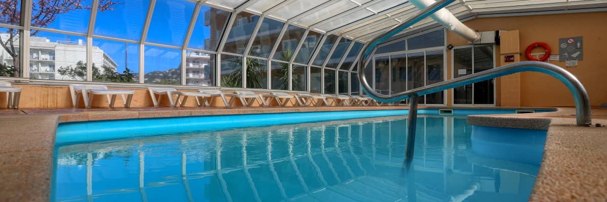 Hotel Guitart Central Park con Toboganes en la Costa Brava para verano 2023